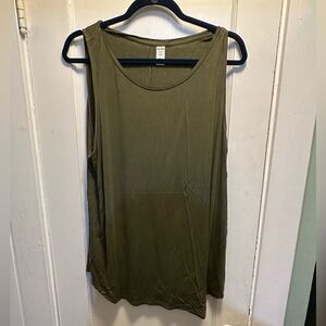 Old Navy NWOT Olive Tank Top